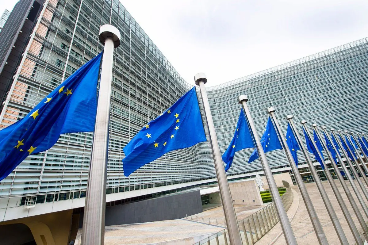 Βολές Κομισιόν κατά οκτώ ευρωπαϊκών τραπεζών για καρτέλ