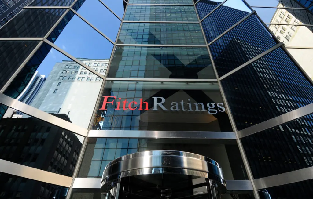 Fitch: Αναμένει ισχυρή ζήτηση LNG και έλλειμμα στην παραγωγή