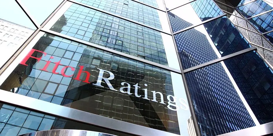 Ο Fitch μειώνει τις προβλέψεις του για την τουρκική οικονομία