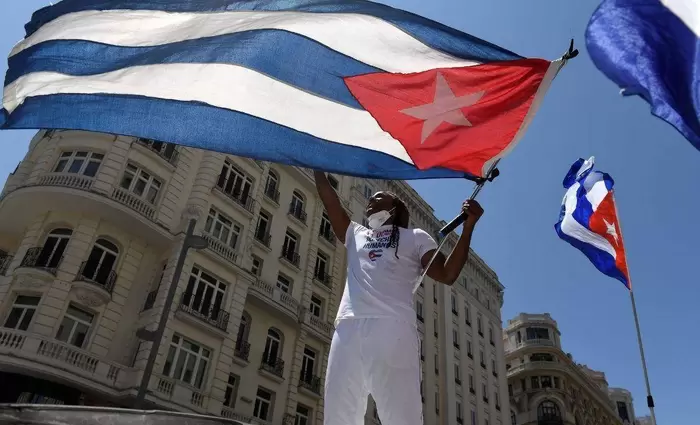 Κούβα: Η τράπεζα που ίδρυσε ο Τσε Γκεβάρα αναγνωρίζει τα κρυπτονομίσματα