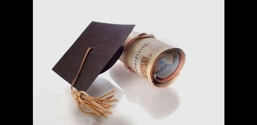 Εκατοντάδες φοιτητές χωρίς το επίδομα των €500 που δικαιούνται