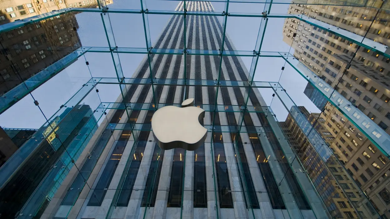 Η Apple είναι έτοιμη να αρχίσει τις διαδικτυακές πωλήσεις