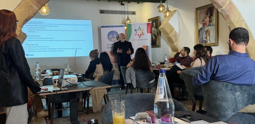 Ενημερωτική συνάντηση με λειτουργούς των ΜΜΕ