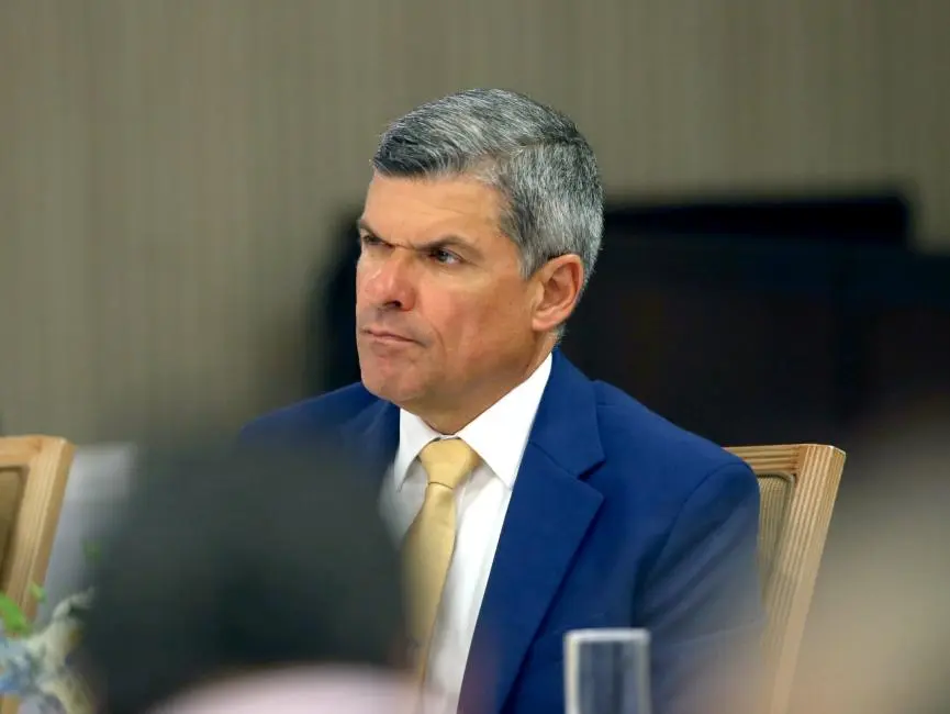 Παπαναστασίου: Σημαντικά οφέλη από νόμο για ρύθμιση αγοράς ηλεκτρισμού