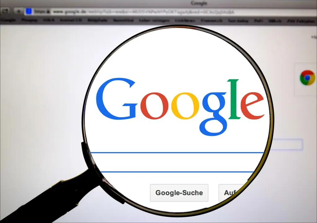 Alphabet: Παραμένει κυρίαρχη στο διαδίκτυο αλλά έρχονται νέοι ανταγωνιστές