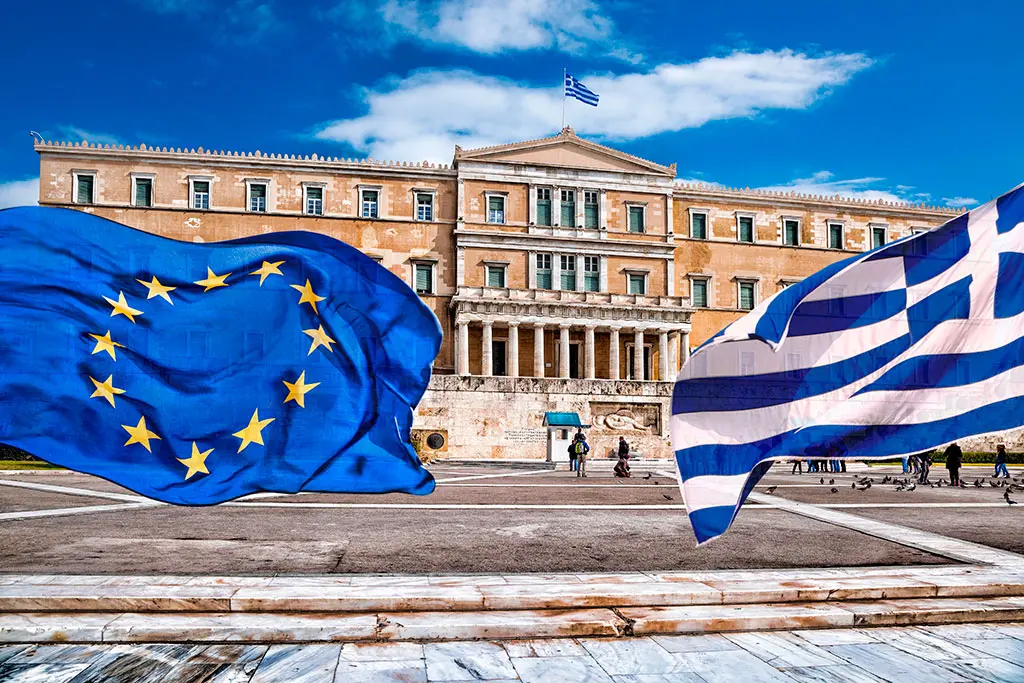 Bloomberg: Η Ελλάδα θα ξαναβγεί στις αγορές χωρίς να έχει ανάγκη