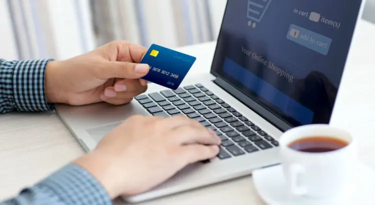 Γερμανία: Εκτοξεύτηκαν οι παραγγελίες για laptop και συσκευών δικτύου