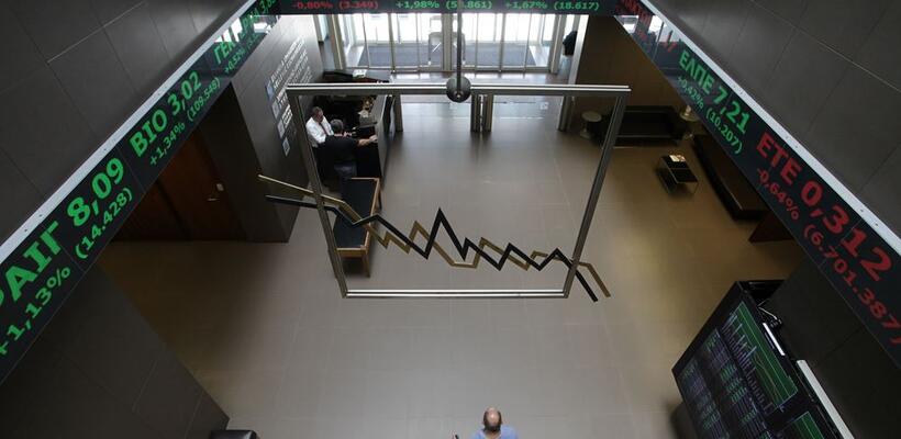 Καταγράφει πτώση το Χρηματιστήριο Αθηνών