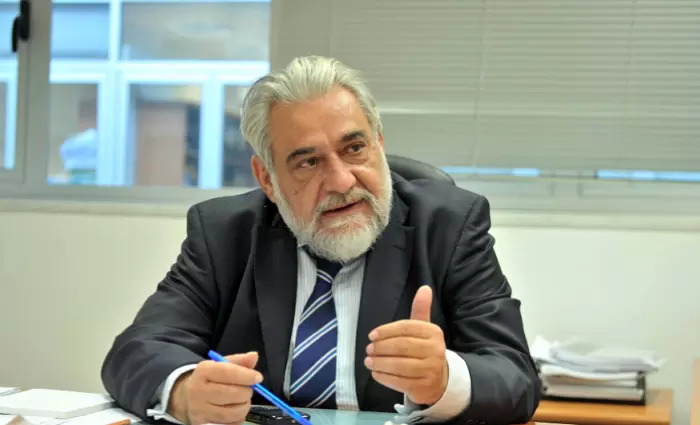 Ξανά ενώπιον της Ερευνητικής για την ΣΚΤ ο Χρηματοοικονομικός Επίτροπος