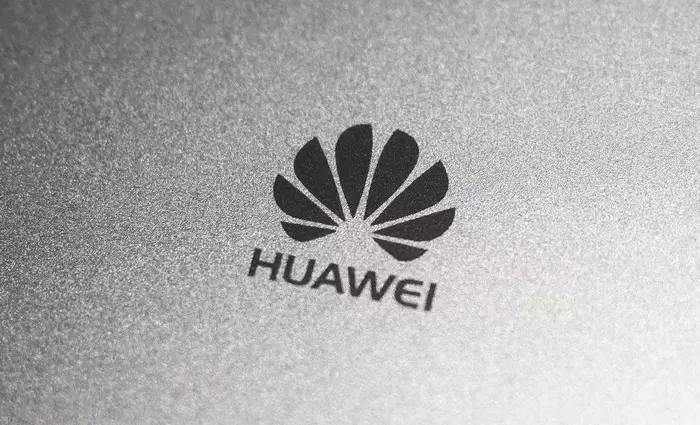 Η Huawei ρίχνει 100 δις δολάρια σε επενδύσεις 