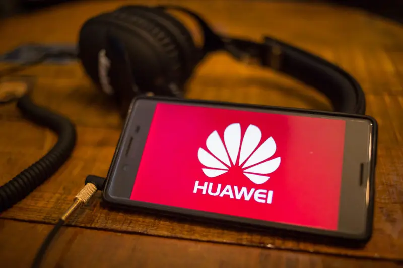 Το μερίδιο αγοράς της Huawei ενδέχεται να μειωθεί στο μισό 