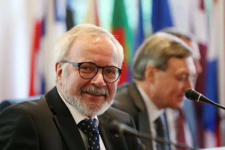 Σταθεροποιητικές τάσεις επικράτησαν το ΧΑΚ την Πέμπτη