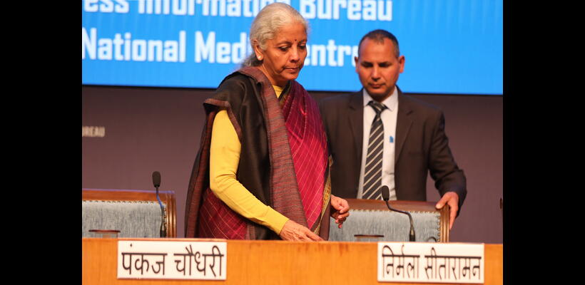 Δημόσιες επενδύσεις – ρεκόρ στην Ινδία: Το στοίχημα των υποδομών για ανάπτυξη έως το 2047