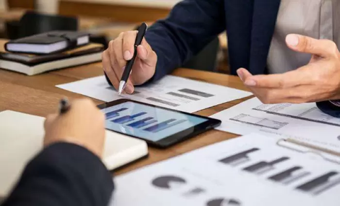 Ανέβηκε ο κύκλος εργασιών των υπηρεσιών συγκριτικά με πέρσι - Η εικόνα ανά τομέα