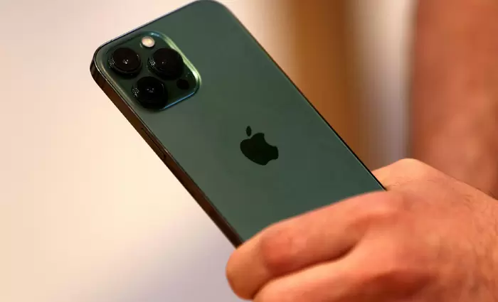 Apple: Η απουσία της ΑΙ από την Κίνα ρίχνει το παγκόσμιο μερίδιο στα iPhone