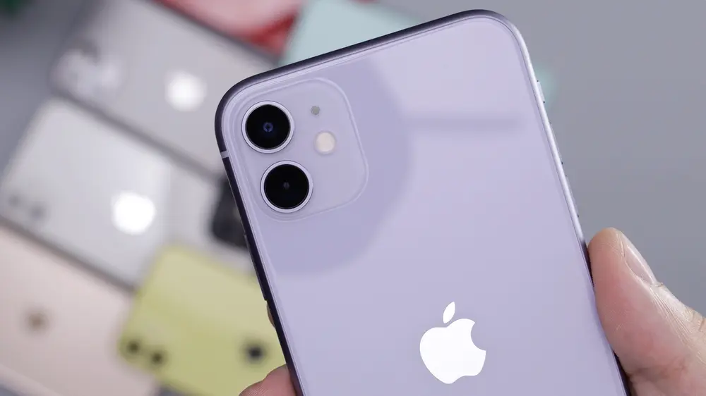 Βουτιά στη ζήτηση των iphones βλέπει η Goldman Sachs