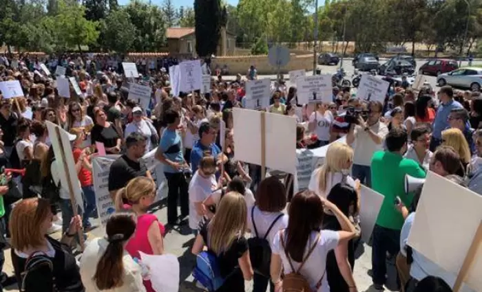 Διαμαρτύρονται σήμερα έξω από τη Βουλή ΑΣΤΕΠΑΗΚ και ΙΣΟΤΗΤΑ