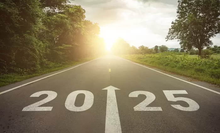 2025 ενόψει: Τα καυτά ερωτήματα για τις αγορές