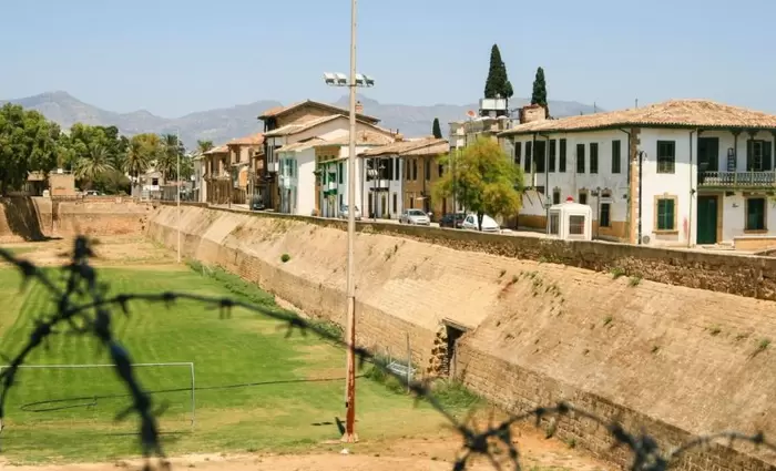 Συζητήσεις για τη μοίρα των ΣΠΙ στα κατεχόμενα