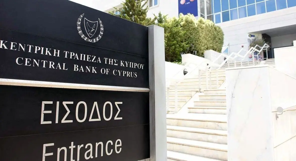 Ακάλυπτες επιταγές €86.325 τον Μάιο, €435.484 στο 5μηνο