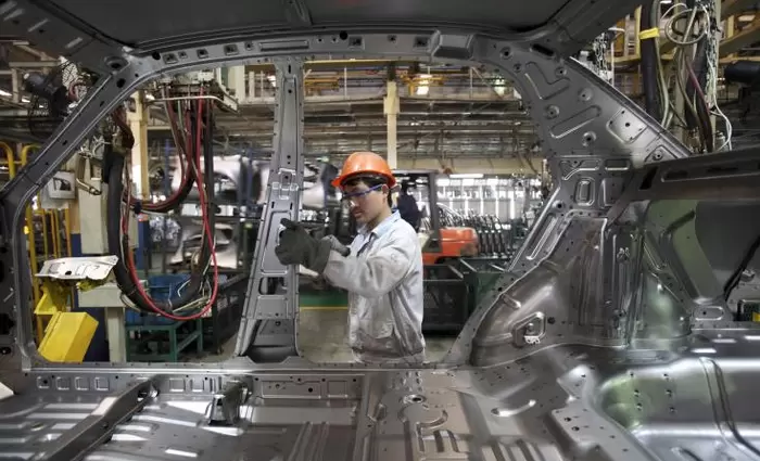 Μείωση των τιμών στα περισσότερα βιομηχανικά προϊόντα στην Κίνα