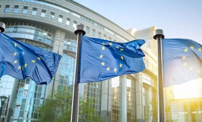 Koμισιόν: Θα επενδύσει σε δύο νέα εργαστήρια ελέγχου ρύπων νέων οχημάτων