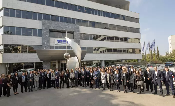 Η οικογένεια της KPMG μεγαλώνει και καλωσορίζει τα νέα μέλη της
