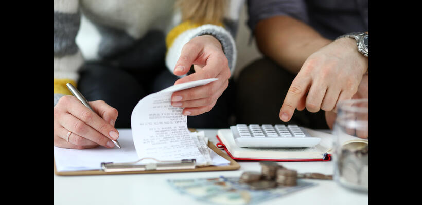 Η αδρανής αποταμίευση χάνει αξία σε πληθωριστικό περιβάλλον