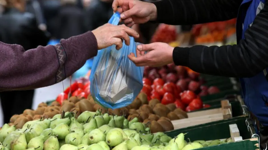 Τι πρέπει να προσέξουμε στην αγορά τροφίμων