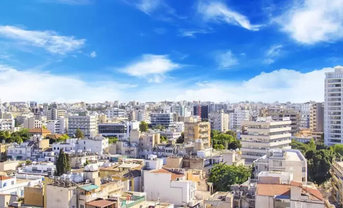 Οικονομικό περιβάλλον και τομέας των ακινήτων