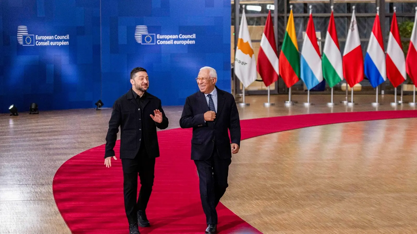 Politico: Πώς το Βέλγιο εκτροχίασε το σχέδιο δανείου 140 δισ. προς την Ουκρανία