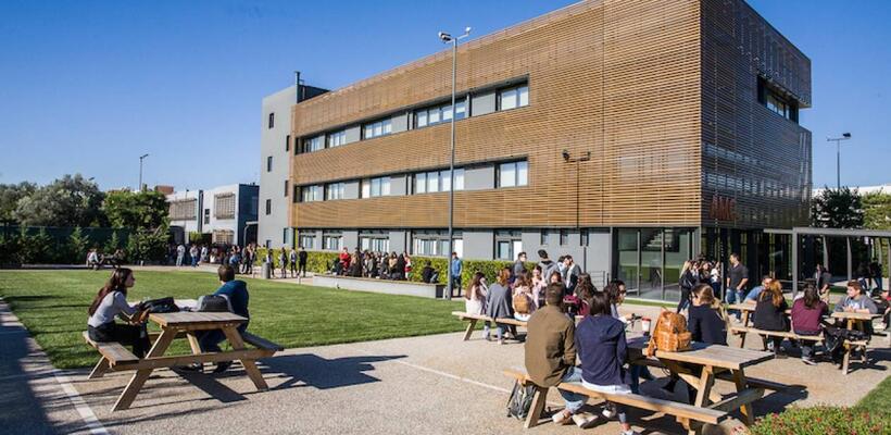 Η BC Partners εξαγοράζει το Μητροπολιτικό Κολλέγιο και το ΙΕΚ ΑΚΜΗ