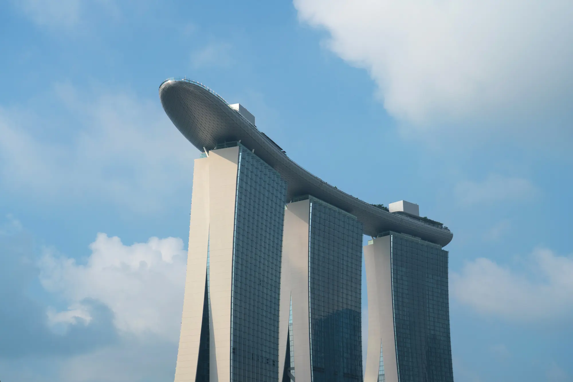 Το Marina Bay Sands αποκτά τέταρτο πύργο