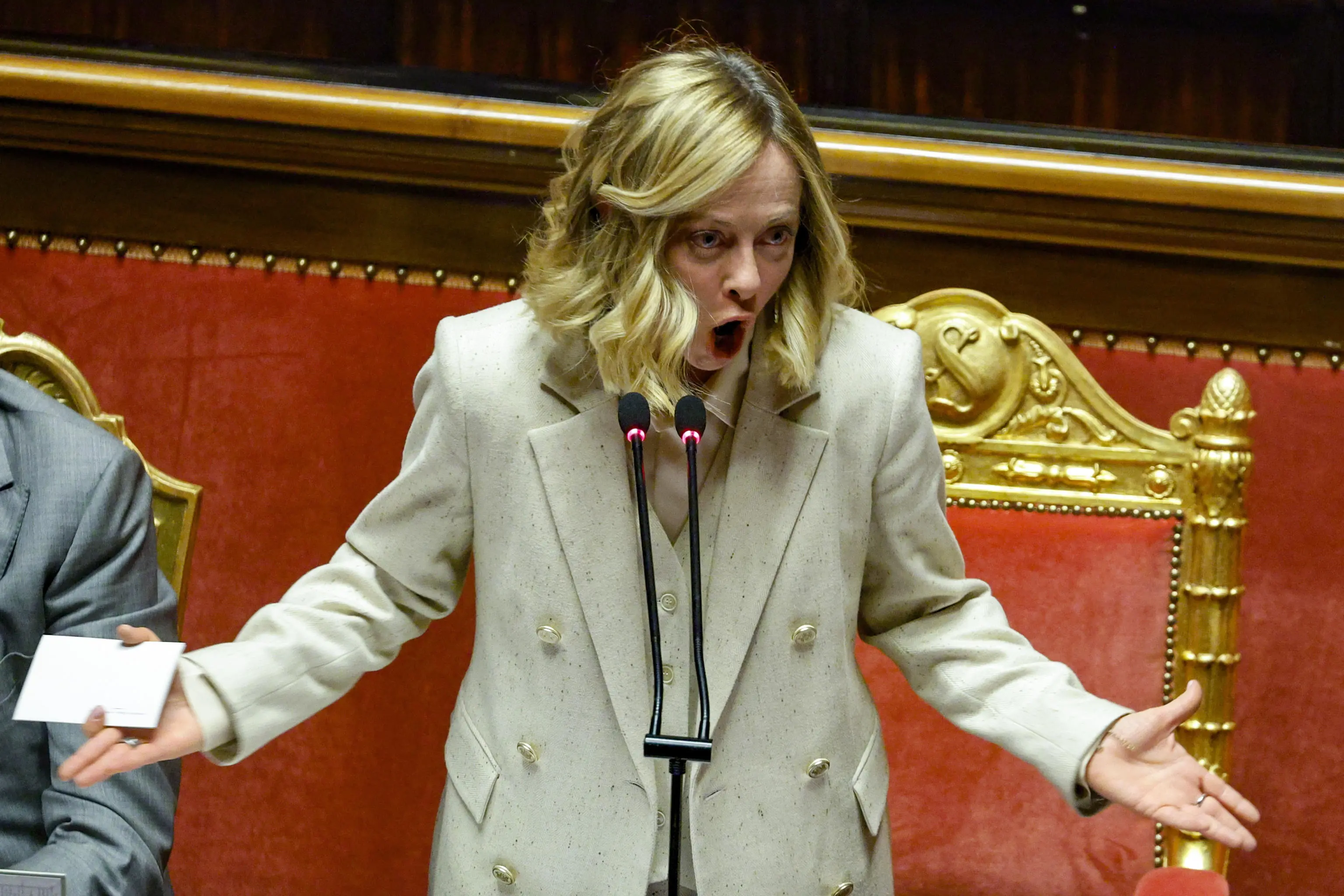 Προσωπική νίκη της Μελόνι – Πέρασε ο προϋπολογισμός του 2025