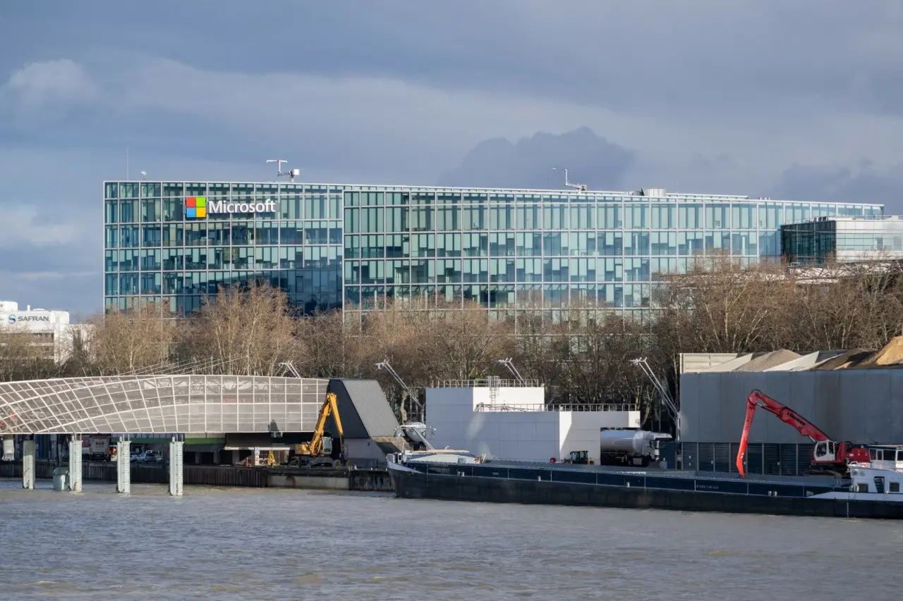 Microsoft: Ακυρώνει τις μισθώσεις data centers στις ΗΠΑ