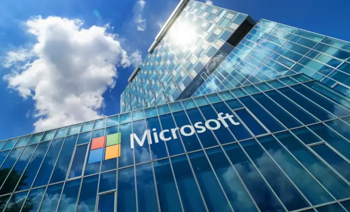 Η Microsoft επενδύει $400 εκατ. στην Ελβετία σε τέσσερα data centers