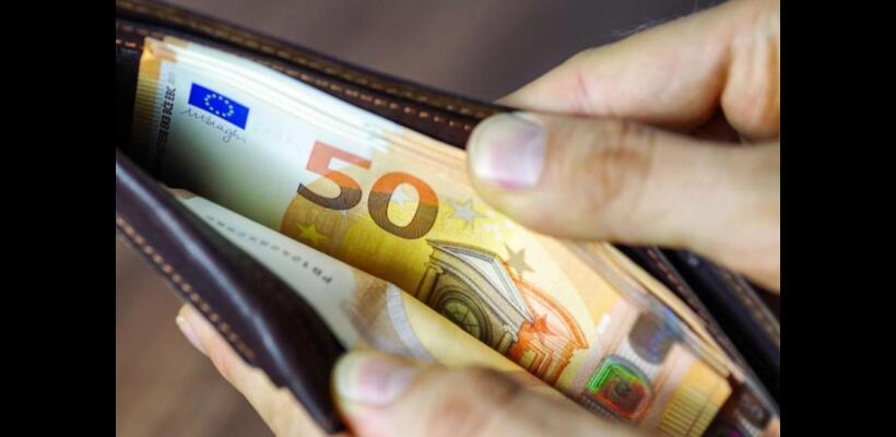 Βγήκε το διάταγμα για τον κατώτατο μισθό, αλλά παραμένουν οι αντιδράσεις