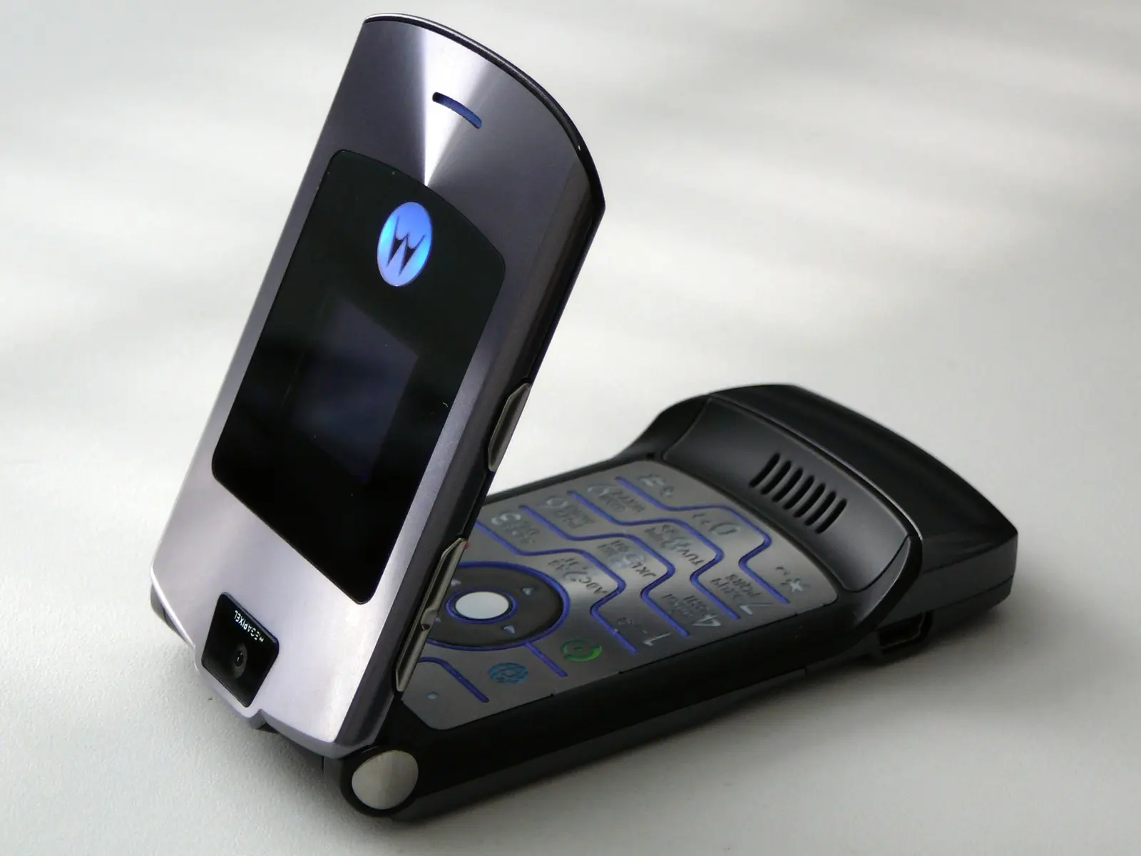 Η Motorola επιστρέφει με ultra premium έκδοση κινητού τηλεφώνου