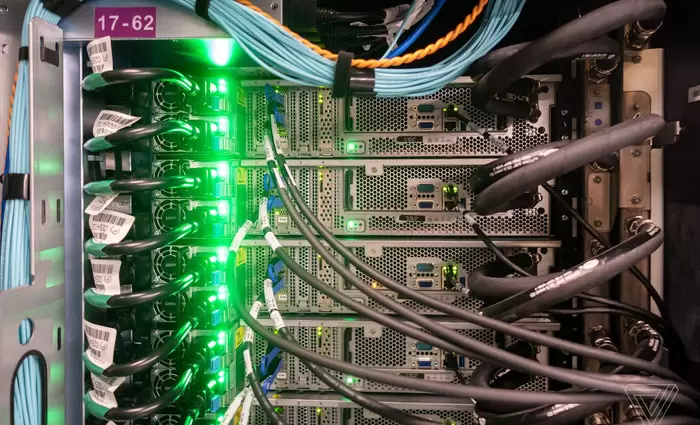 Δύο υπερυπολογιστές των ΗΠΑ ξανά στην κορυφή