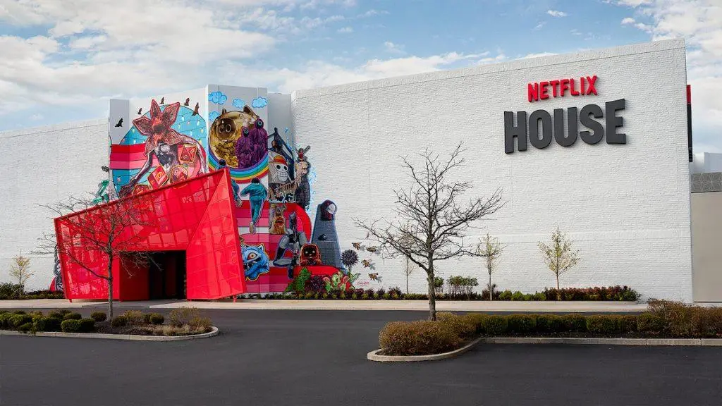Netflix: Μπορεί να βοηθήσει στη διάσωση των αμερικανικών εμπορικών κέντρων;