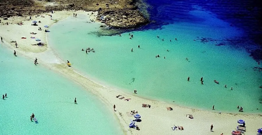 Βρετανοί - Σκανδιναβοί και Κύπριοι συρρέουν σε Πρωταρά και Αγία Νάπα