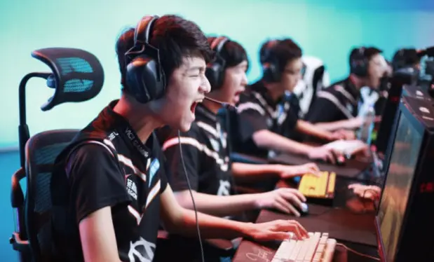 Online gaming – Πλαφόν 3 ωρών ανά βδομάδα επιβάλλει η Κίνα στους ανήλικους