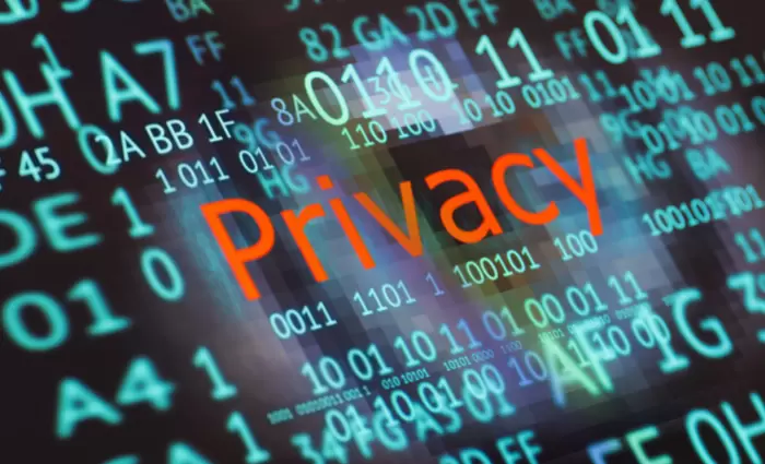 Συζήτηση για την ελευθερία του λόγου και τα προσωπικά δεδομένα (vid)