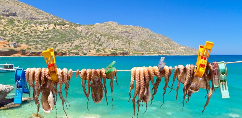 Πόσοι τουρίστες θα επισκεφθούν την Ελλάδα φέτος;