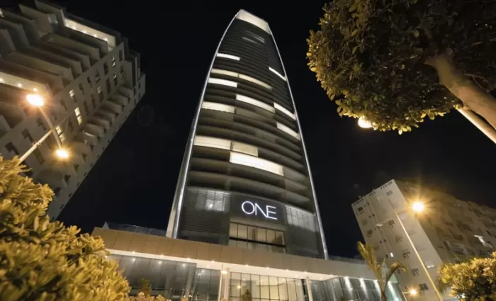 ONE  - Ένας νέος κόσμος πολυτέλειας έφθασε