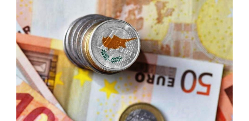 Λίγο λιγότερο γεμάτα τα κρατικά ταμεία – Πλεόνασμα €1,1 δισ. το 10μηνο από €1,3 δισ. πέρσι