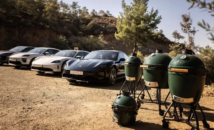 Porsche Roadshow 2025 x Big Green Egg