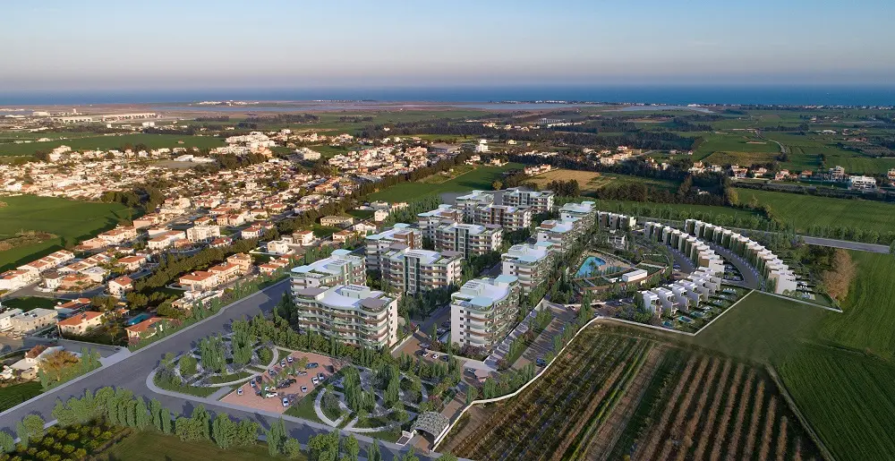 Μια μικρή σύγχρονη πόλη γεννιέται στο Μενεού