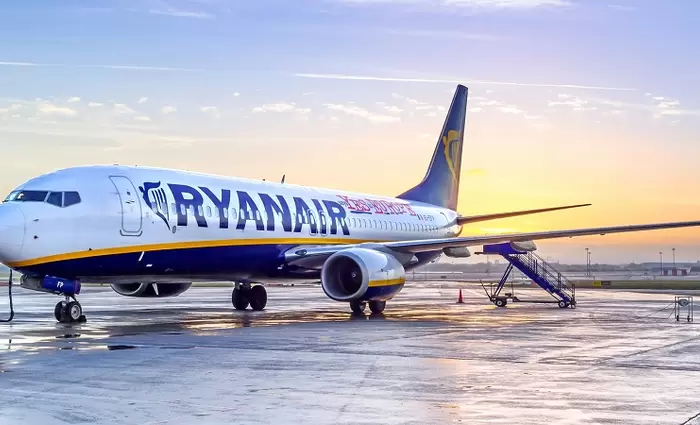Ryanair: Κλείνει την βάση της στα Χανιά;