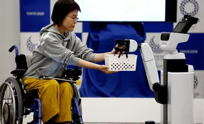 Ρομπότ που εξυπηρετούν ανθρώπους στους Ολυμπιακούς του Τόκιο